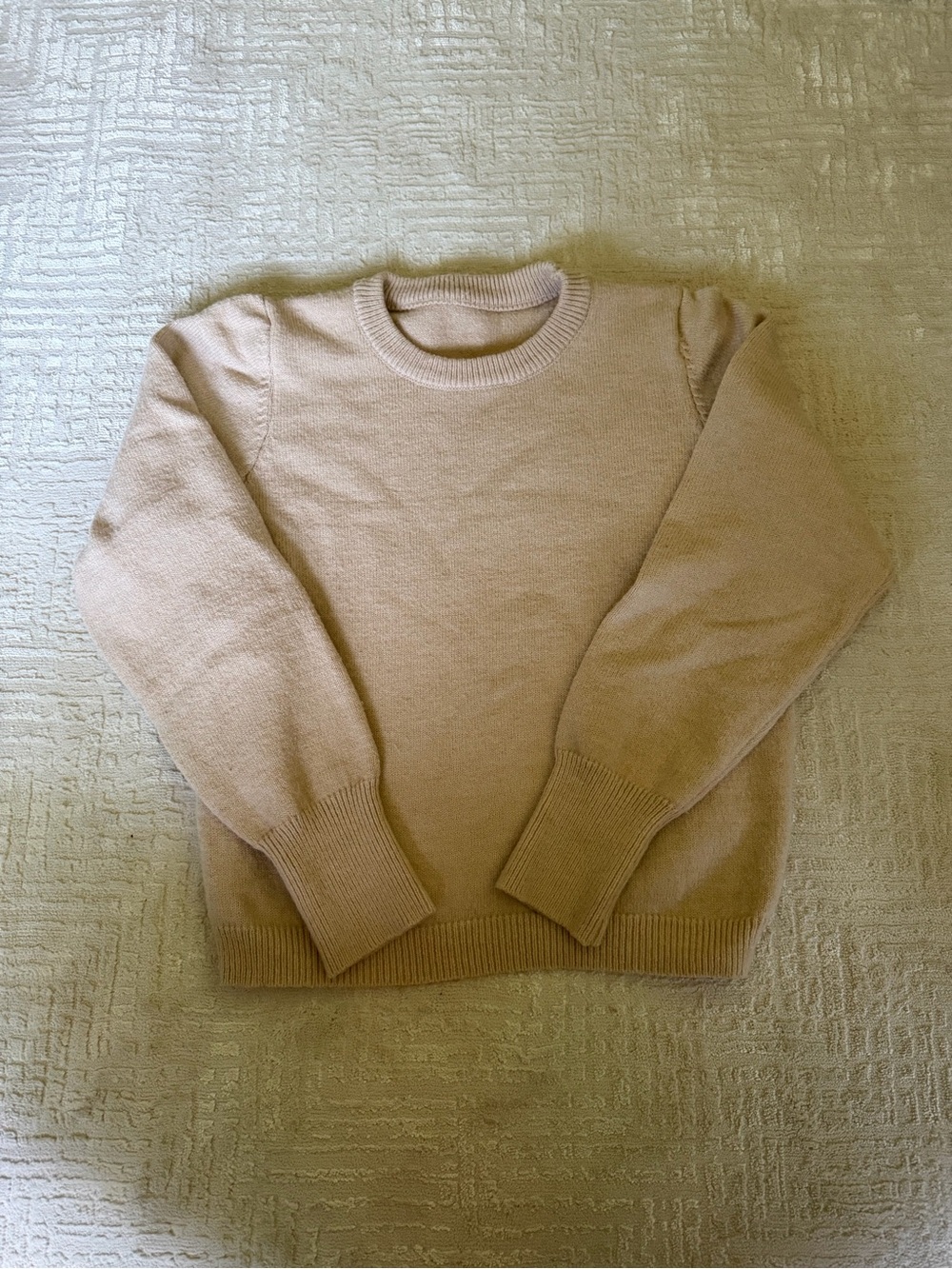 Crewneck Sweater in Beige - Lightweight Everyday Knit